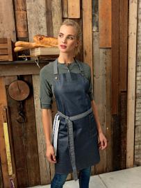 Tablier premier met befje "district"